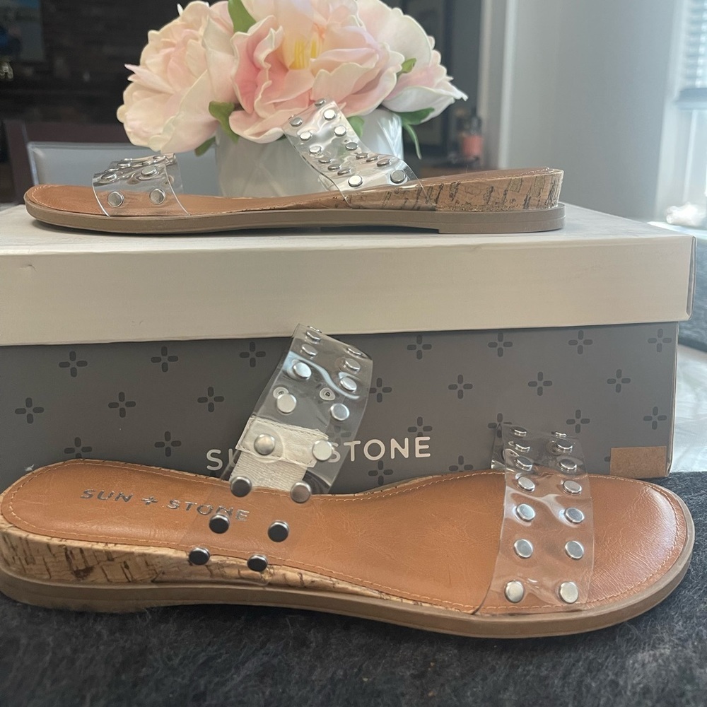 New nib sun & stone clear strap sandals sz 6.5m